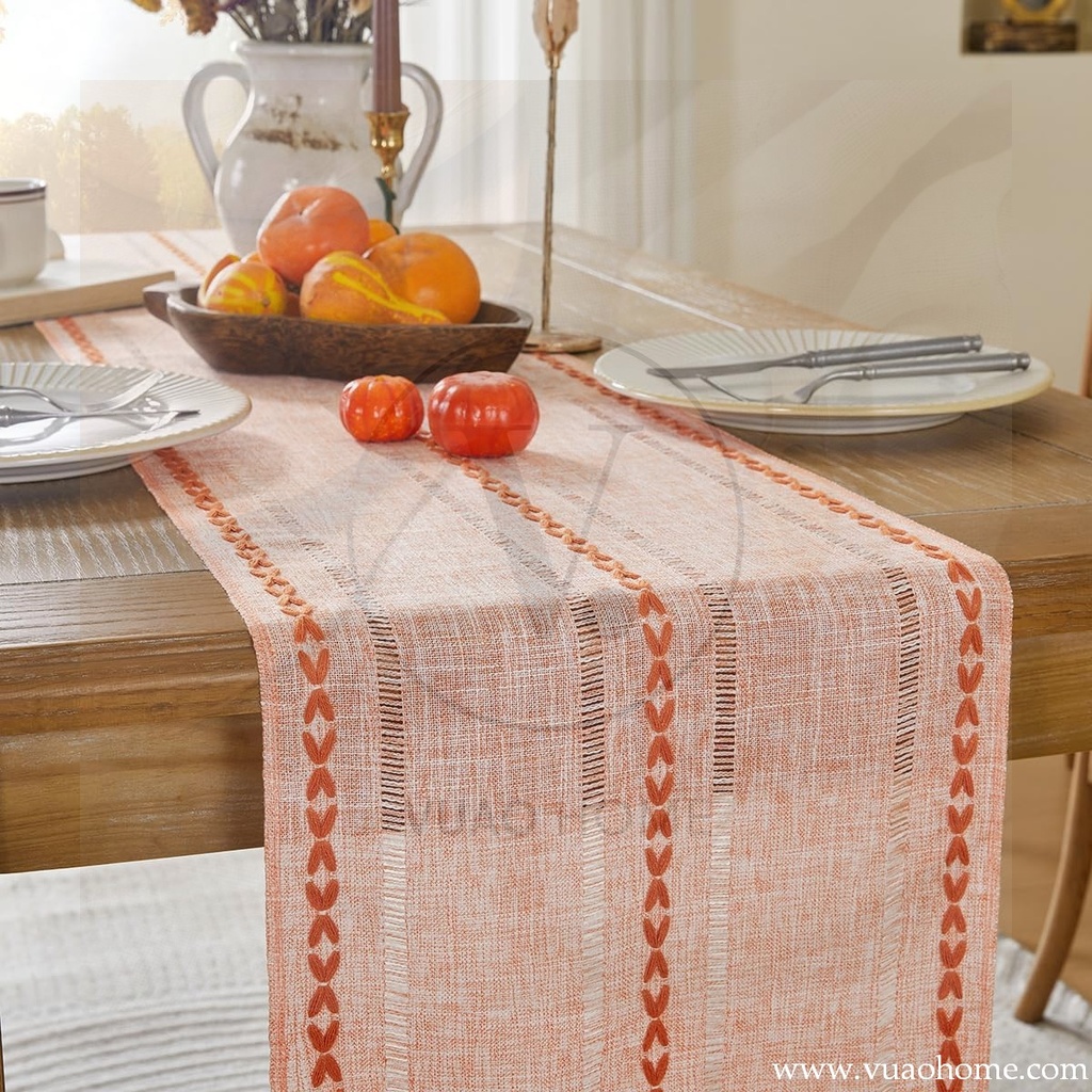 Vuao Camino de mesa de otoño de lino de 72 pulgadas de largo, con borlas de mano para Acción de Gracias, (naranja cosido, 13 x 72 Inch)