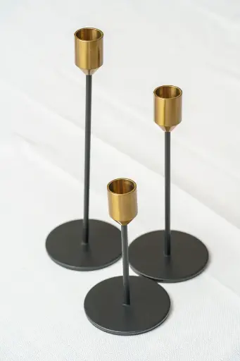 Candelabros negros (set de 3)